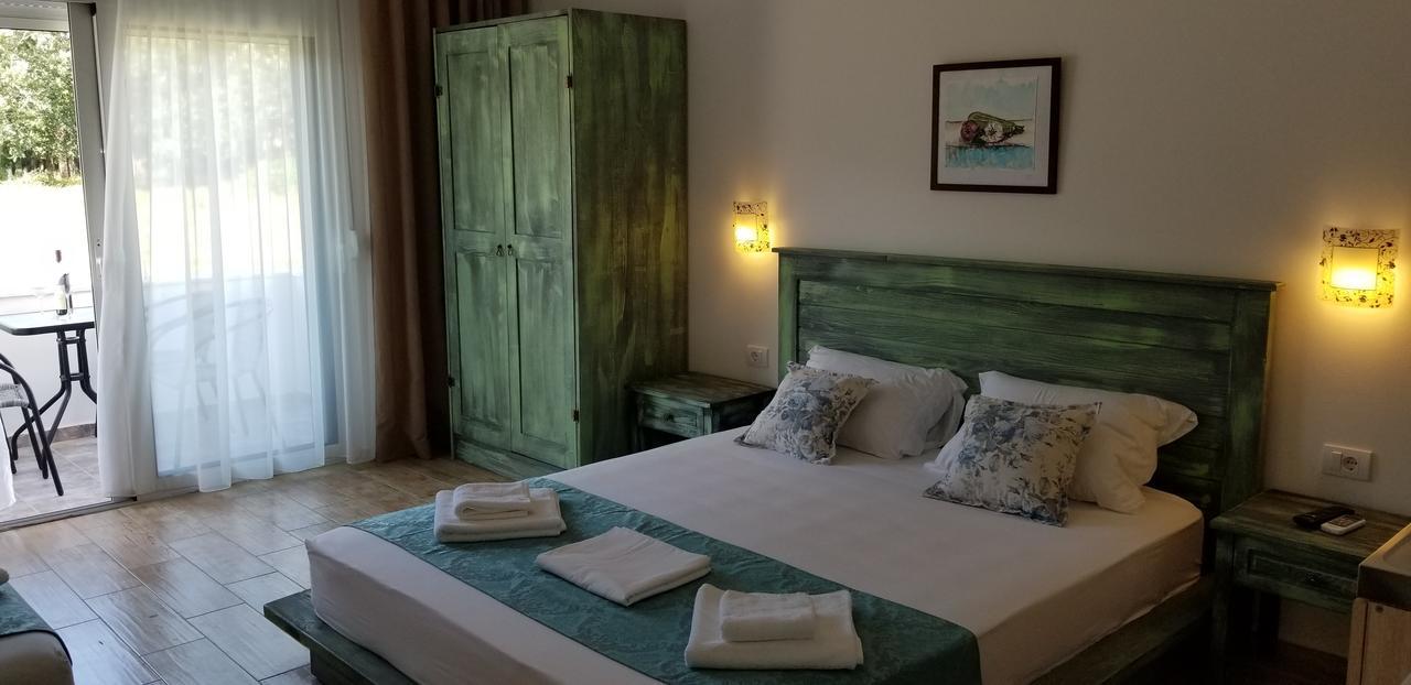 Riviera Inn Apartments Улцинь Экстерьер фото