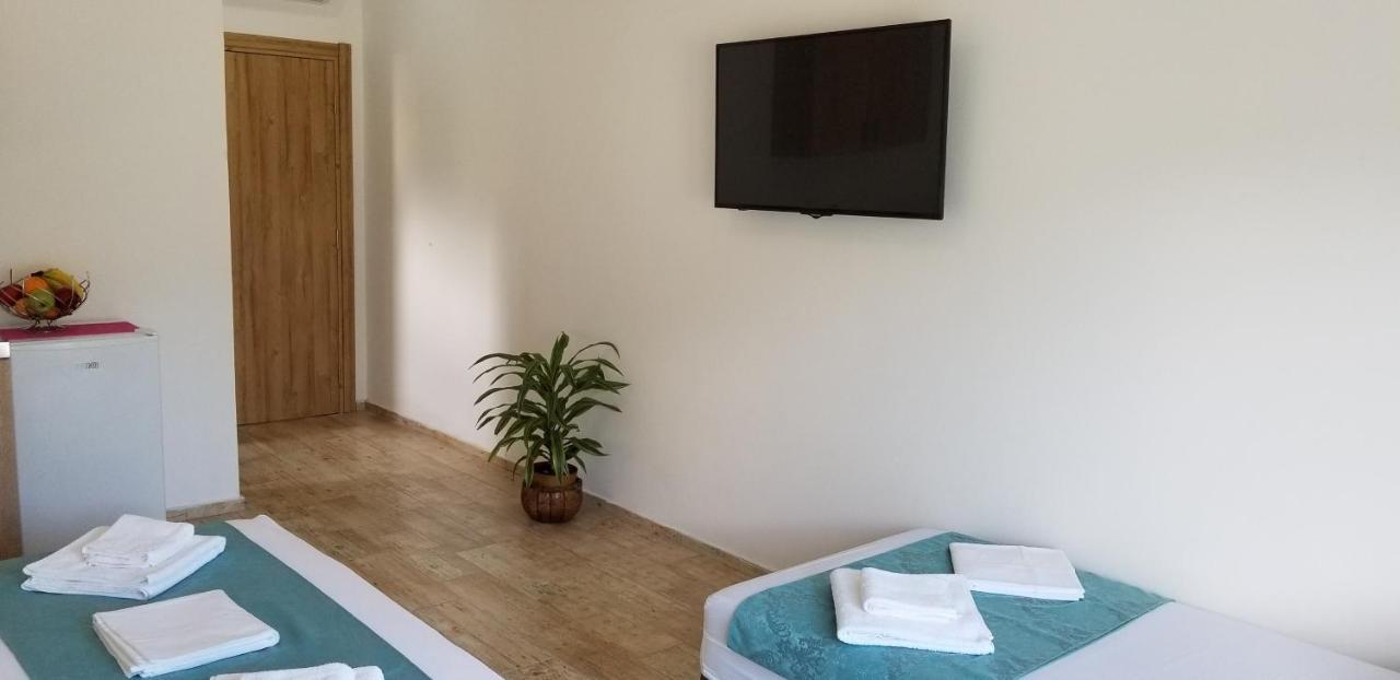 Riviera Inn Apartments Улцинь Экстерьер фото